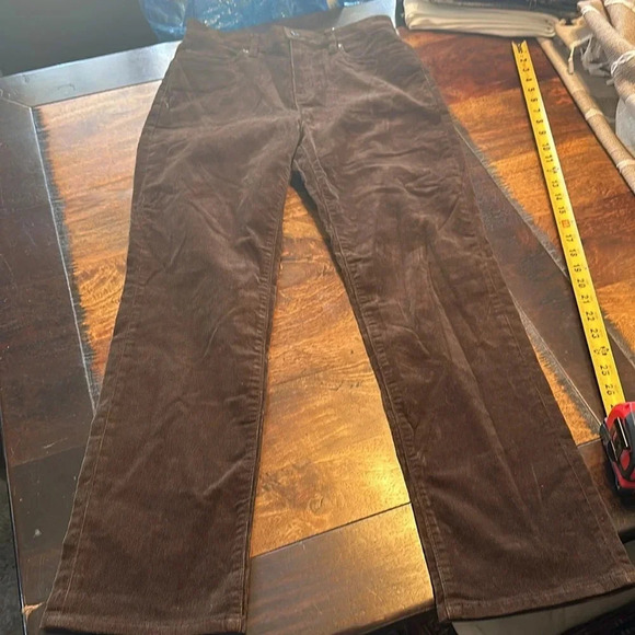 Lands End light weight cords size 4P NWTs - Picture 6 of 7